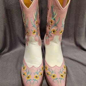 Boot Star Pink and White Cowgirl boots size 7